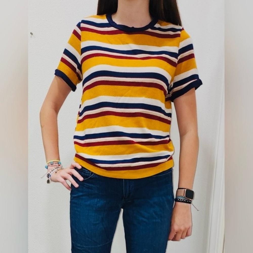 Gaze Striped Fitted Short Sleeve Tee